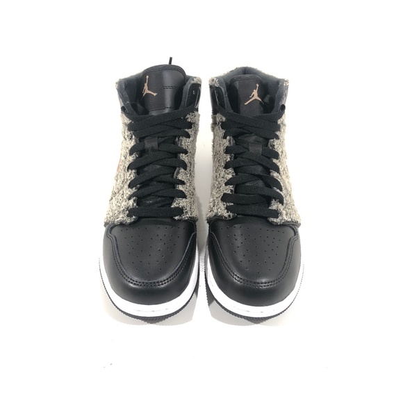 NIKE AIR JORDAN 1 RETRO HIGH BLACK BRONZE NWOT - Picture 4 of 7